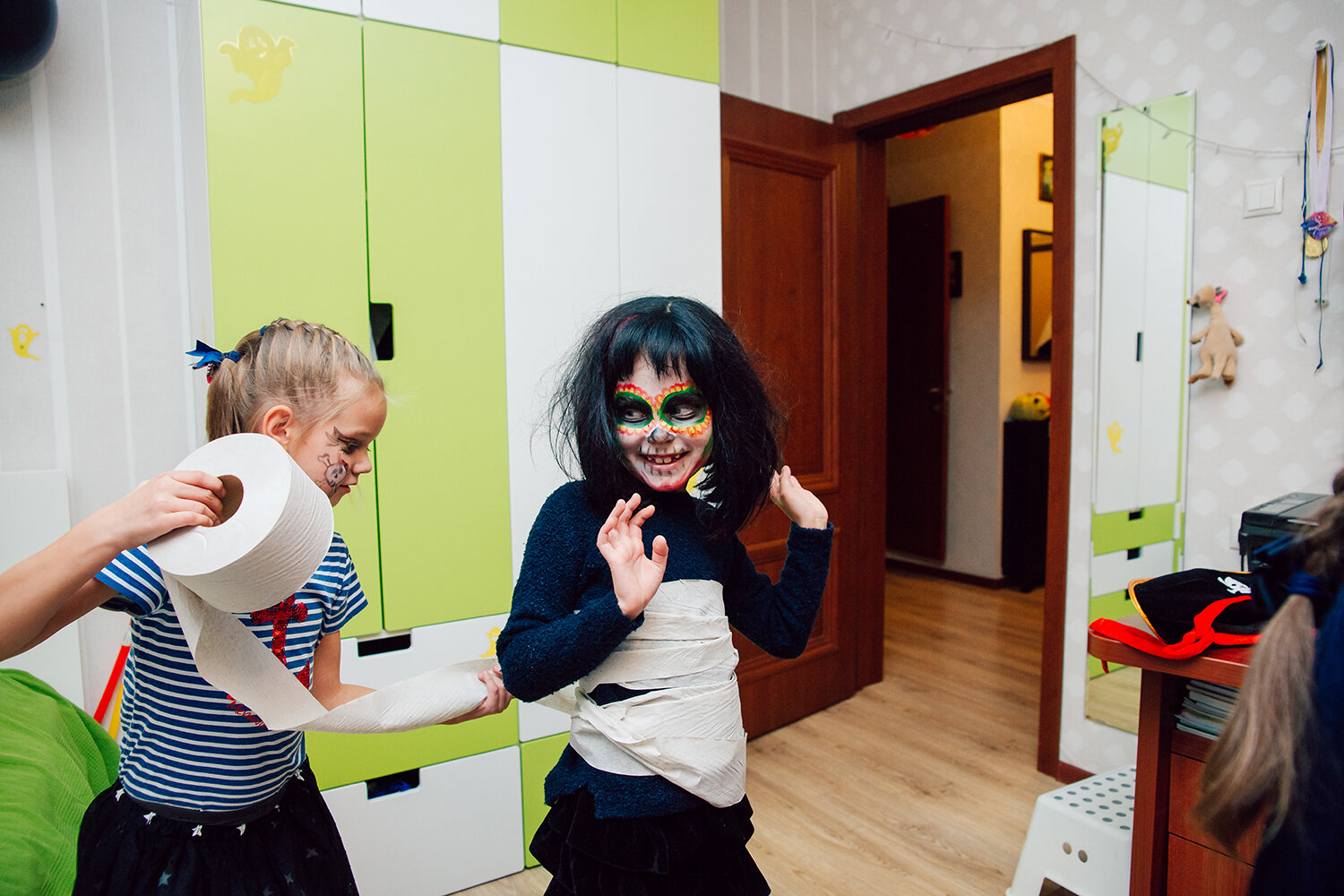 детский праздник, человек, для детей, вечеринка в стиле зомби для детей, вечеринка