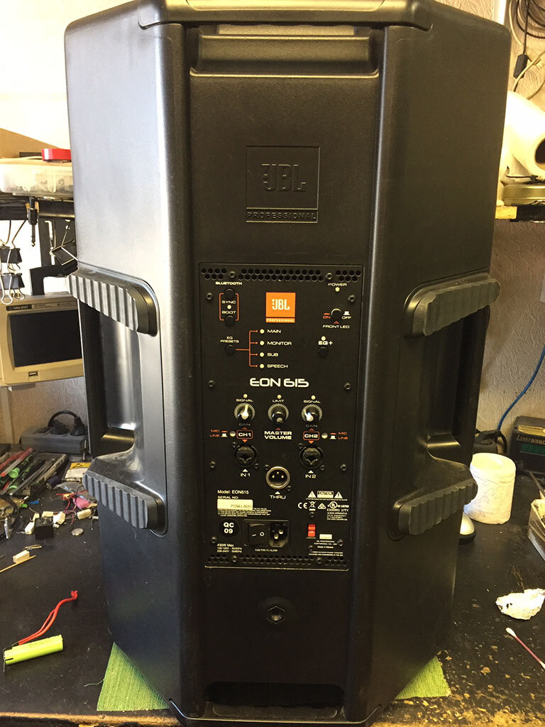 jbl eon 615, jbl eon 615 аналоги, крепления jbl eon 615, акустика jbl 615, колонки jbl eon 615