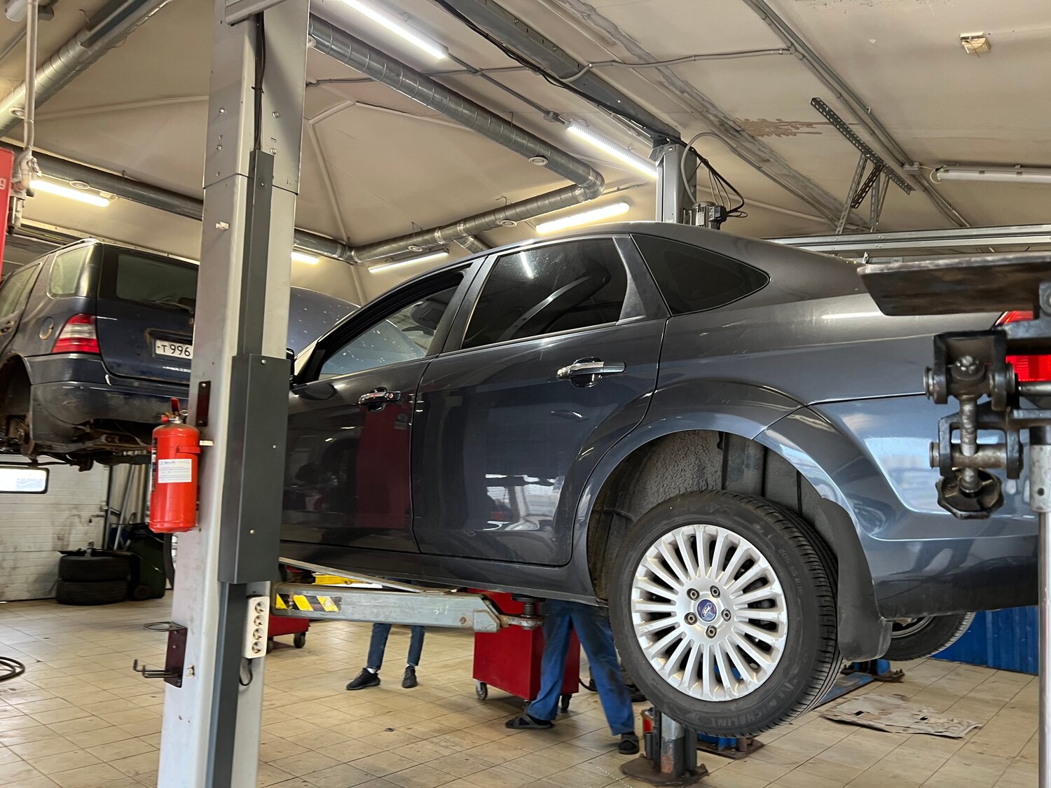 ford mondeo 2, воронеж антонова овсеенко 36д автосервис, авторемонт кузова, ford mondeo iv, техцентр