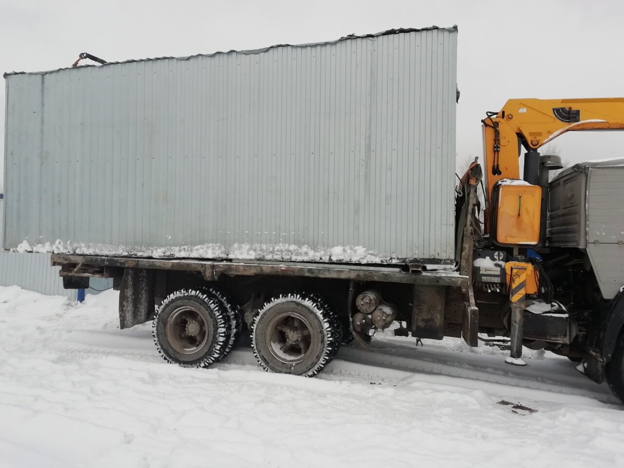 маз 630308 бакм с краном манипулятором, маз 6312 кму 1256, манипулятор, камаз 532120, манипулятор маз