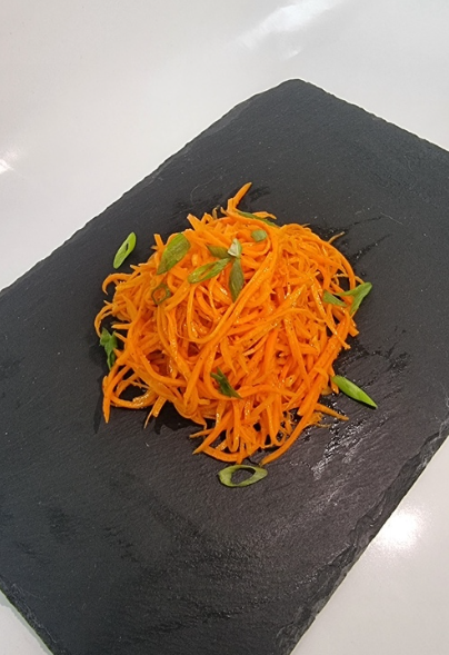 морковь по корейски, корейский салат из моркови, корейская морковка, салат морковь по корейски, корейская морковча