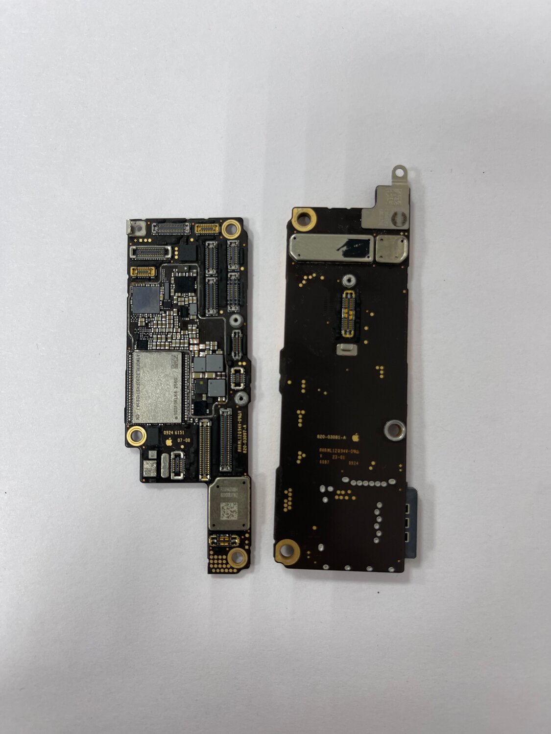 материнская плата iphone, материнская плата айфон 11, плата iphone 11 pro max, iphone 6s plus плата, плата айфон 11