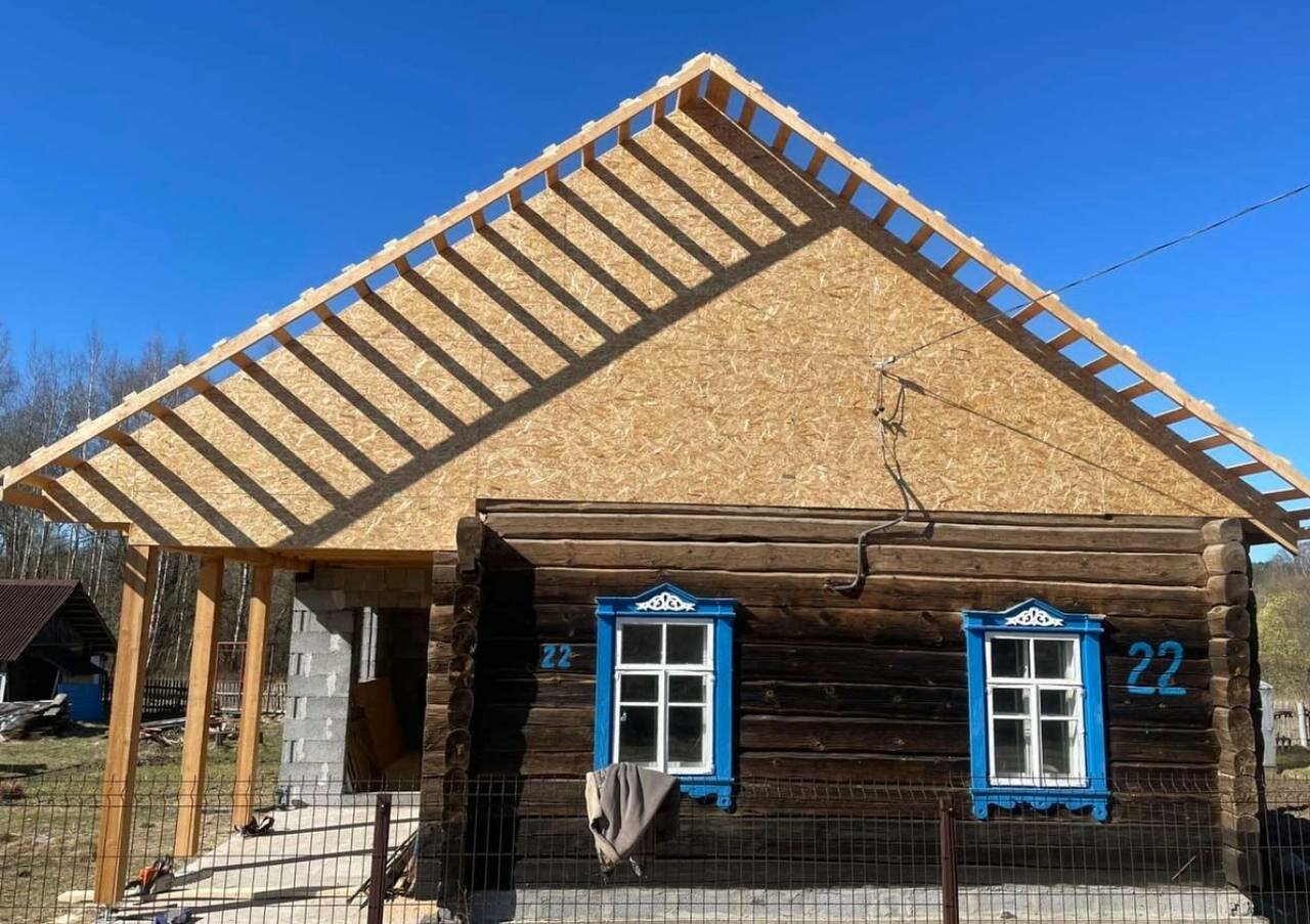деревянные дом, реконструкция старых домов, реконструкция крыши деревянного дома, реконструкция старого деревянного дома, дом в