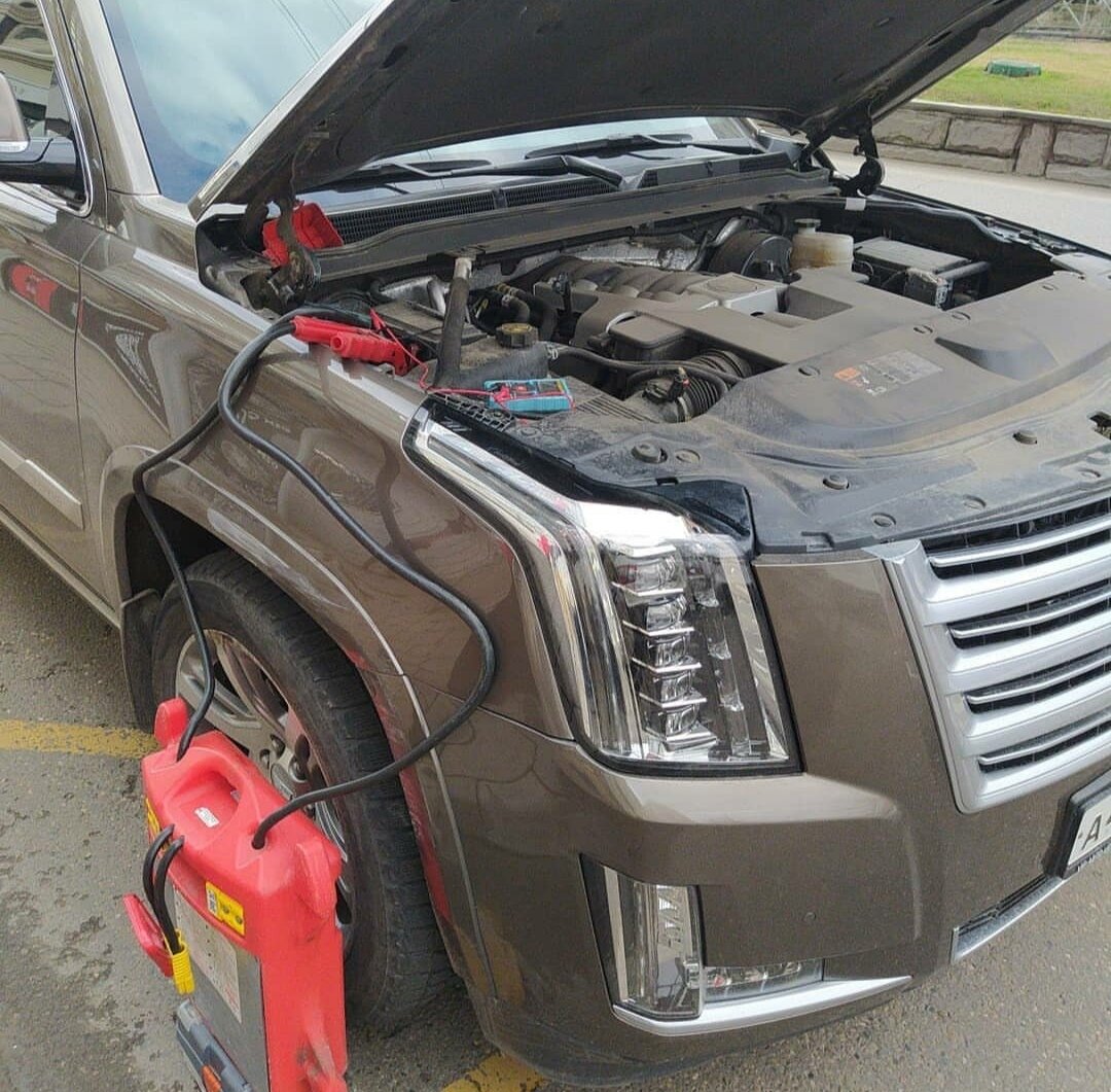 автомобиль, тойота ленд крузер 200 и бмв х5, авто, toyota land cruiser, решетка трд ленд крузер 200