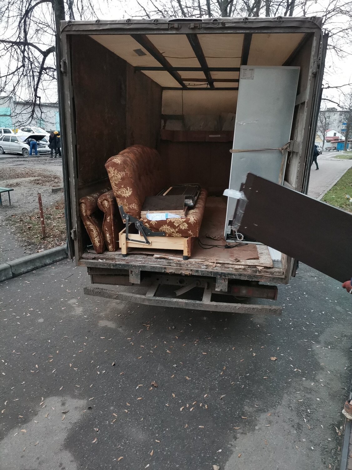 фургон для переезда, техника, вывоз мусора и металлического хлама, грузопассажирские перевозки переезды, автомобиль
