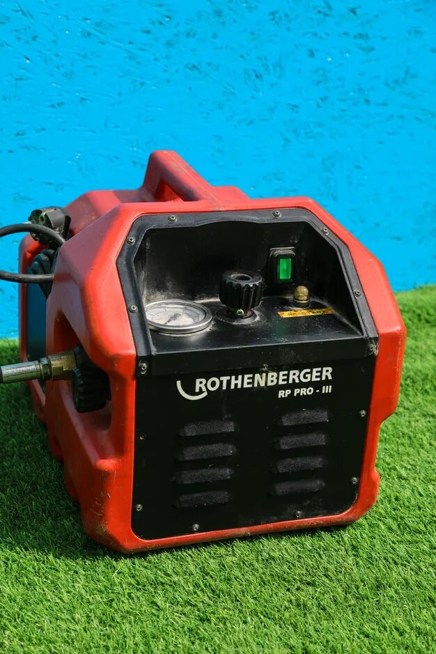 rothenberger rp pro iii 61185, электрический насос rothenberger rp pro-14, опрессовочный насос rothenberger rp pro, rothenberger rp pro iii, электрический опрессовщик rp pro iii rothenberger 61185