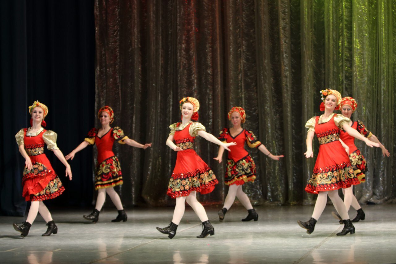 ансамбль танца россия, народный танец, русский народный танец, русский танец барыня, образцовый ансамбль народного танца «топотуха»