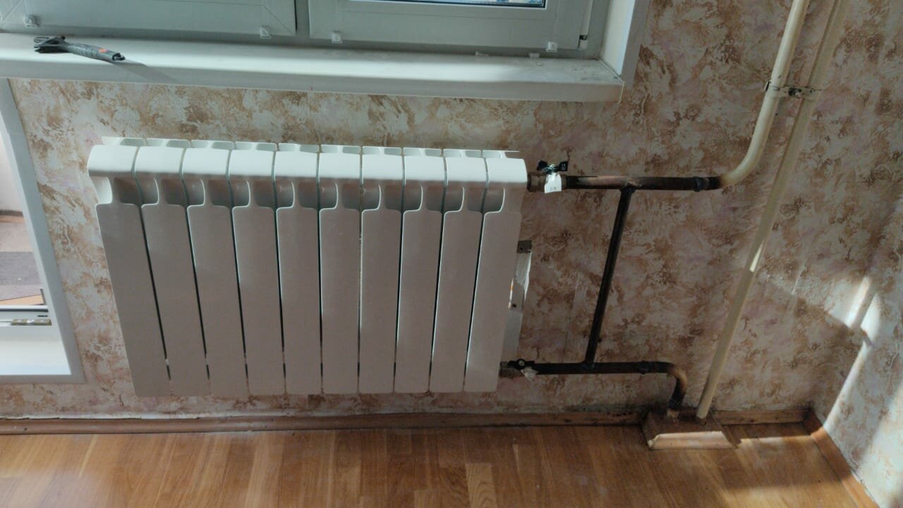 Монтаж батарей отопления