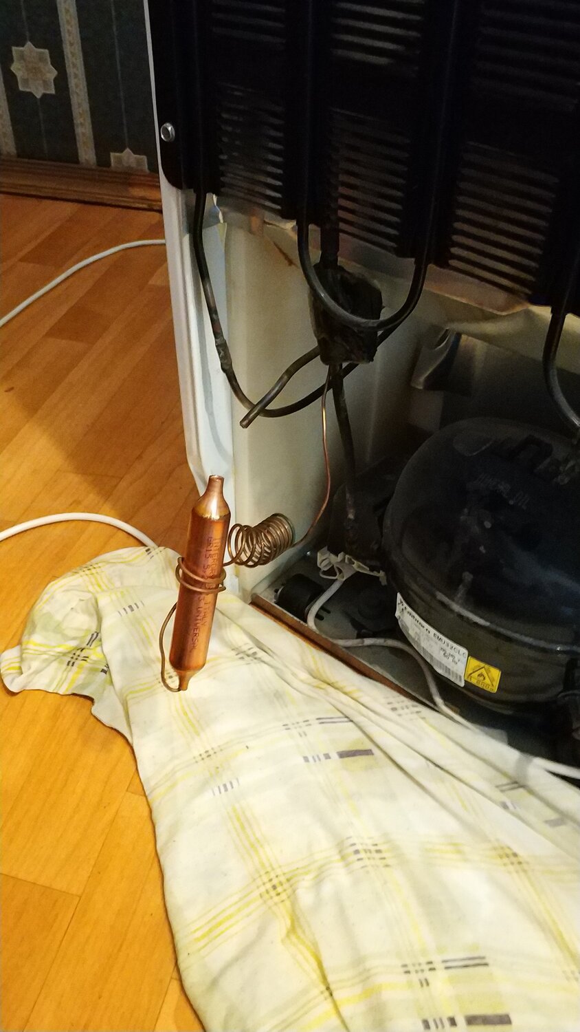 техника, бытовая техника, электроприбор, фреоновая трубка в холодильнике, аппарат