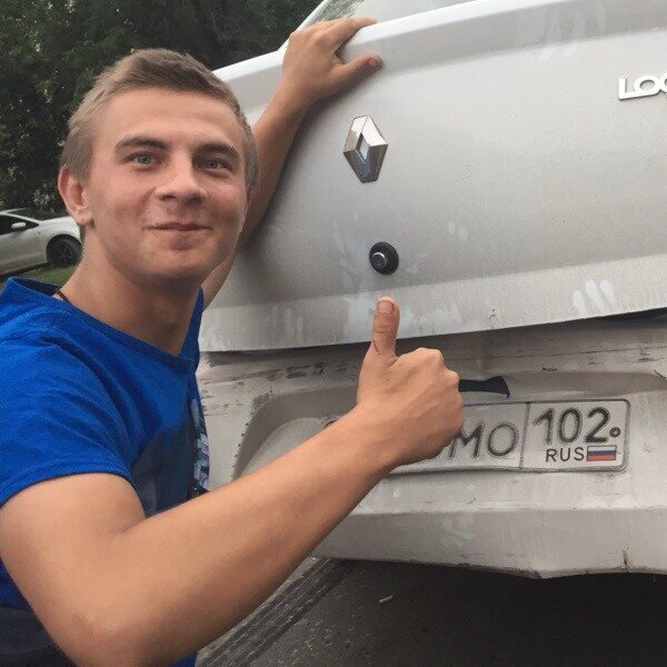 Максим Узбеков