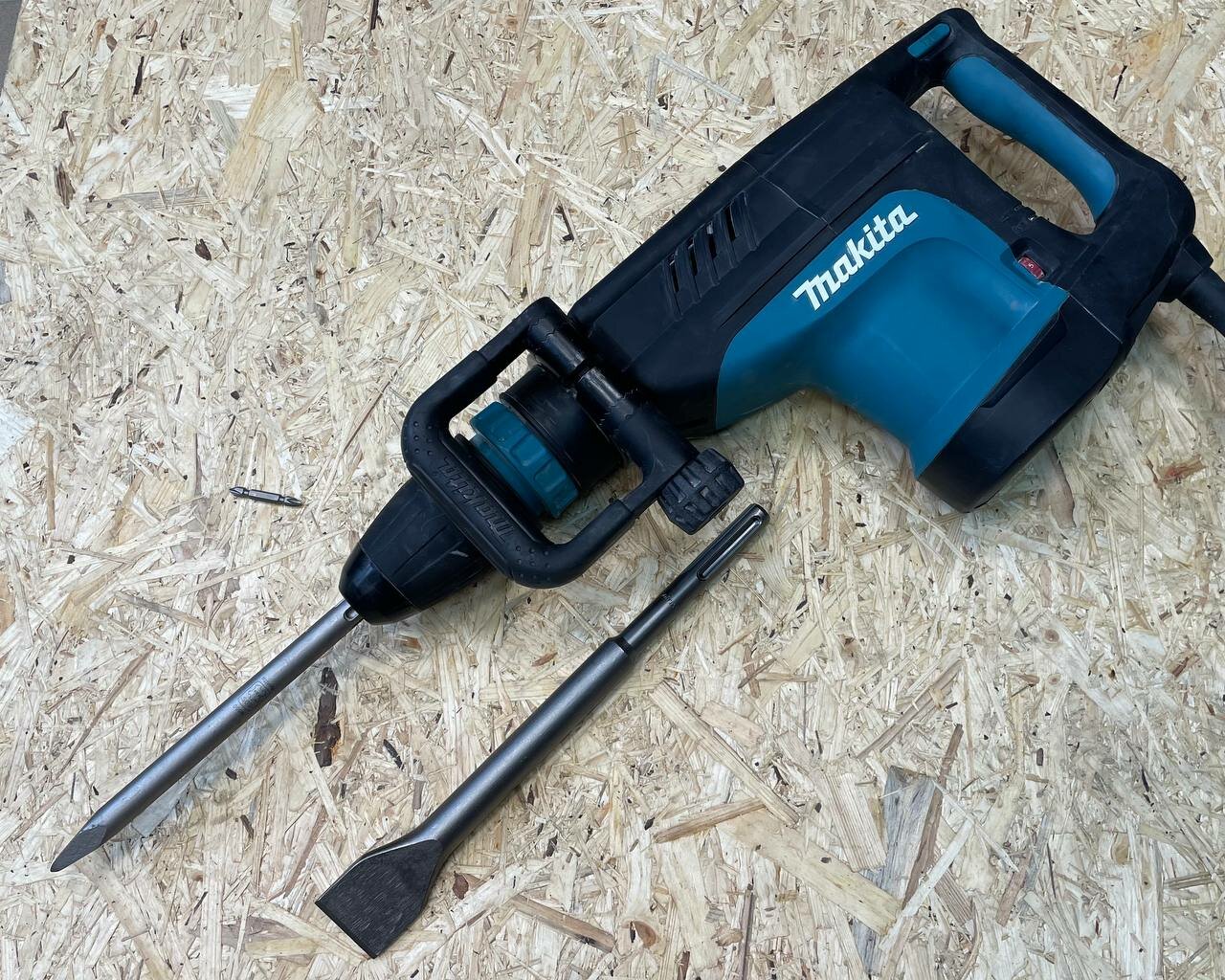 отбойный молоток макита hm1203c, отбойный молоток makita hm0870c, отбойный молоток makita hm1203c, молоток отбойный makita нм1203 c, макита hm1203c