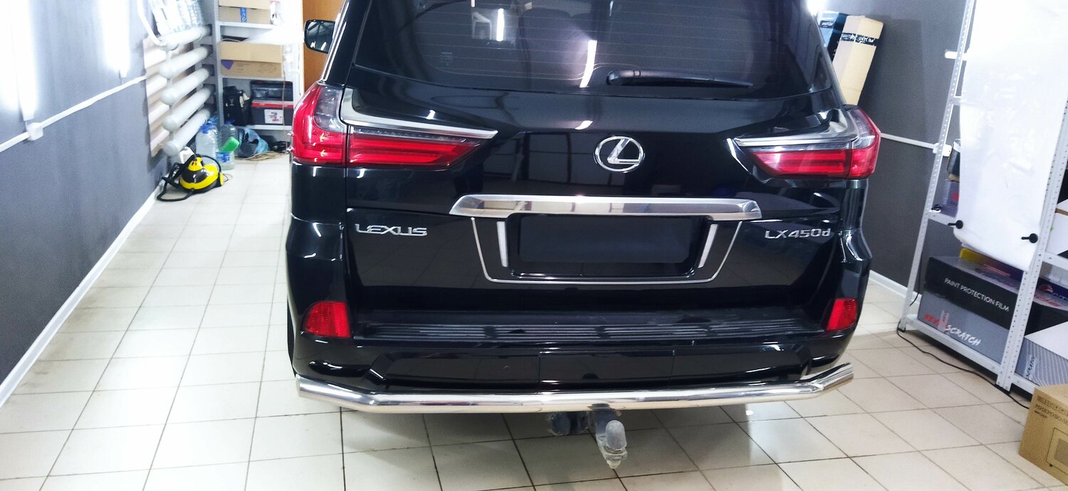 lexus lx 450d сзади, lexus lx, обвес superior lexus lx570 задний, lexus lx 570 black сзади, Toyota Alphard III