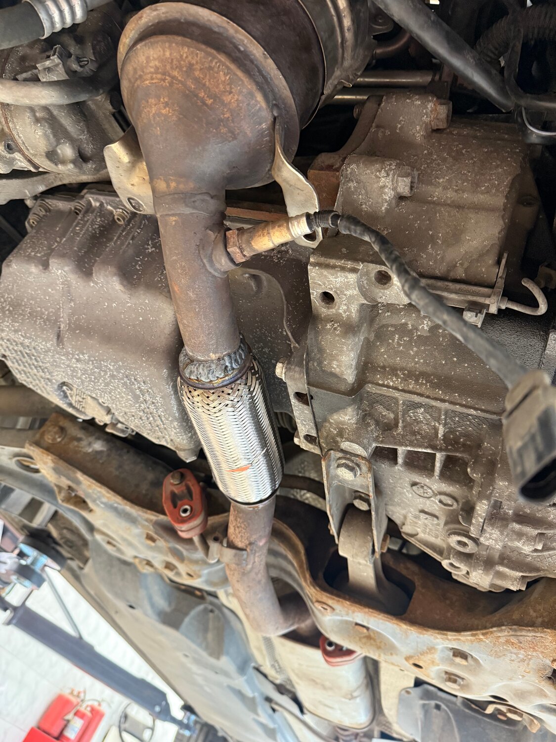 замена гофры глушителя, гофра глушителя опель мокка 1.8, гофра глушителя пежо 206, пежо партнер гофра, катализатор opel astra h