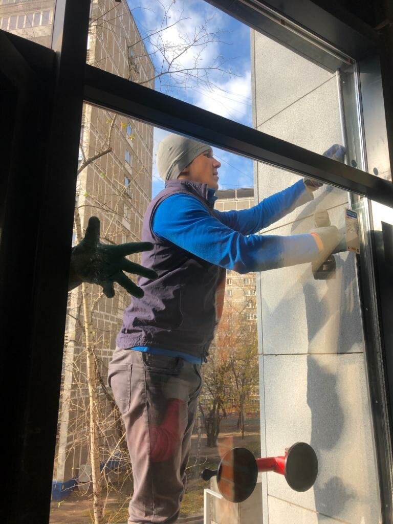 мойка окон в коттедже, мойка окон, мытье окон, окна, монтаж окон