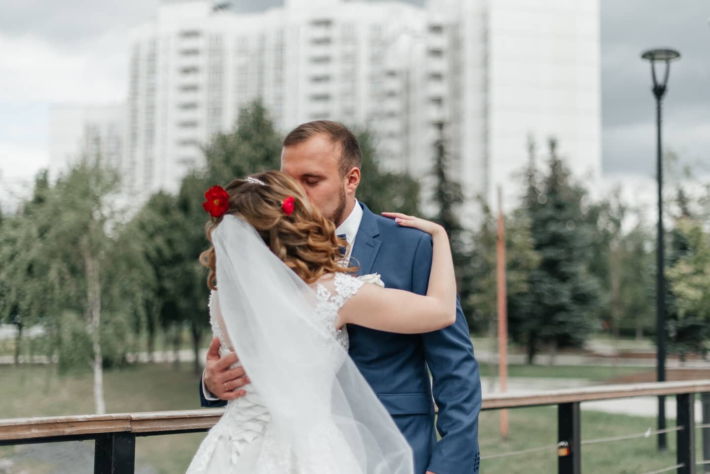 свадьба, свадебный, свадебная фотосессия с венком и женихом, жених, жених и невеста