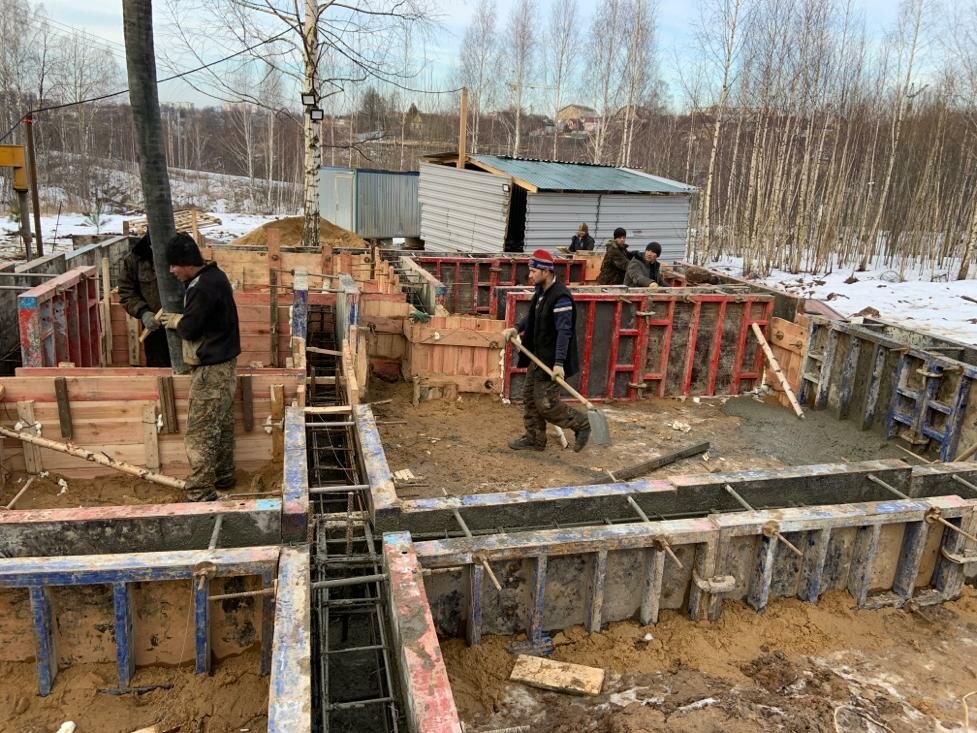 фундаменты, строительство, свайно-ленточный фундамент для дома из пеноблоков, строительство загородного дома, строительство фундамента старое