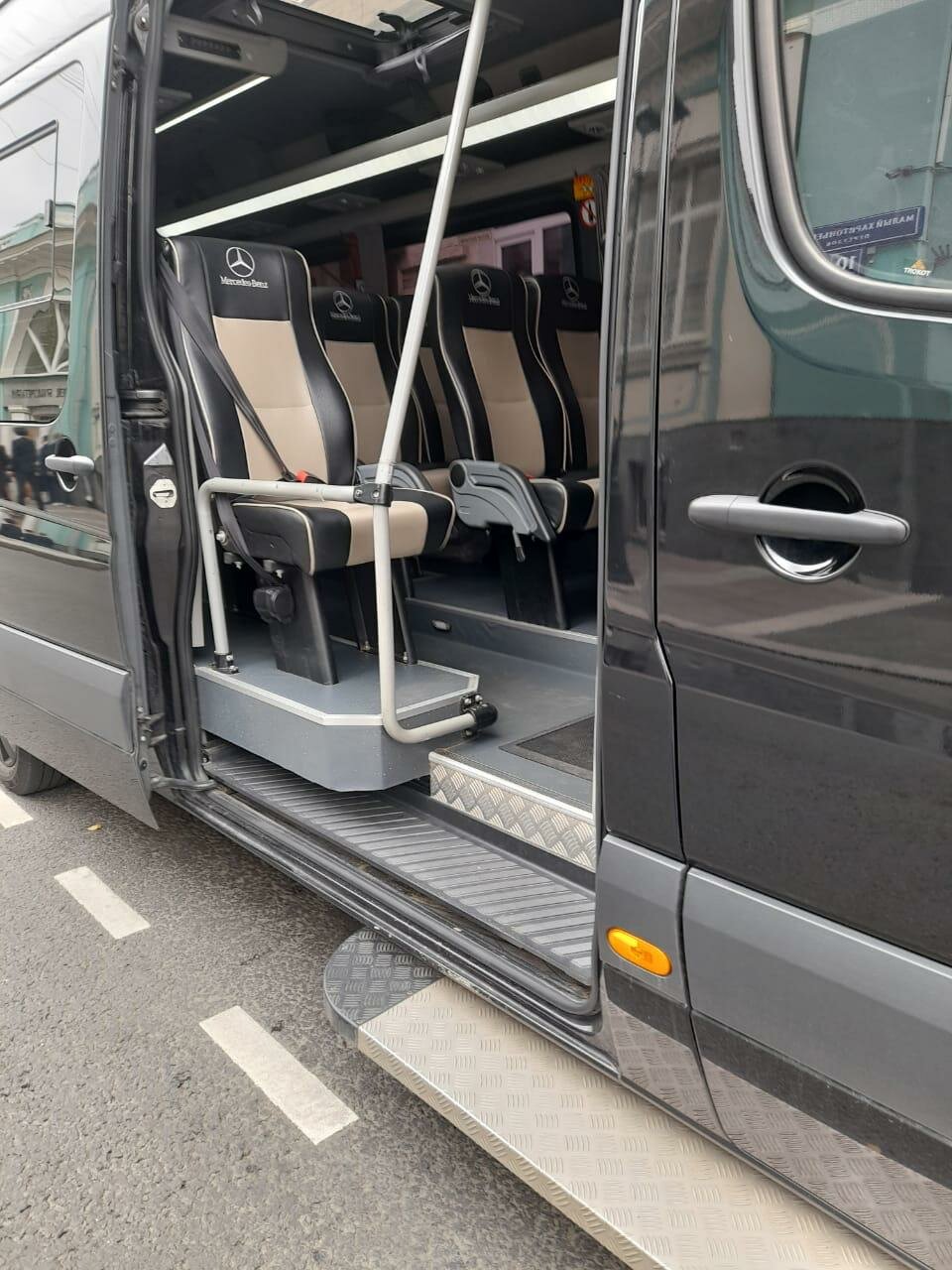 mercedes-benz sprinter, мерседес спринтер пассажирский, мерседес спринтер премиум класс, мерседес спринтер бензин/газ, mercedes sprinter lux сочи