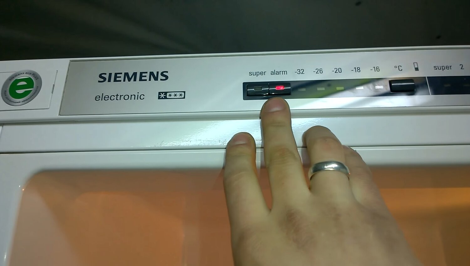 бытовая техника, техника, холодильник siemens alarm, холодильник siemens sikafrost electronic, siemens ki81rad20r