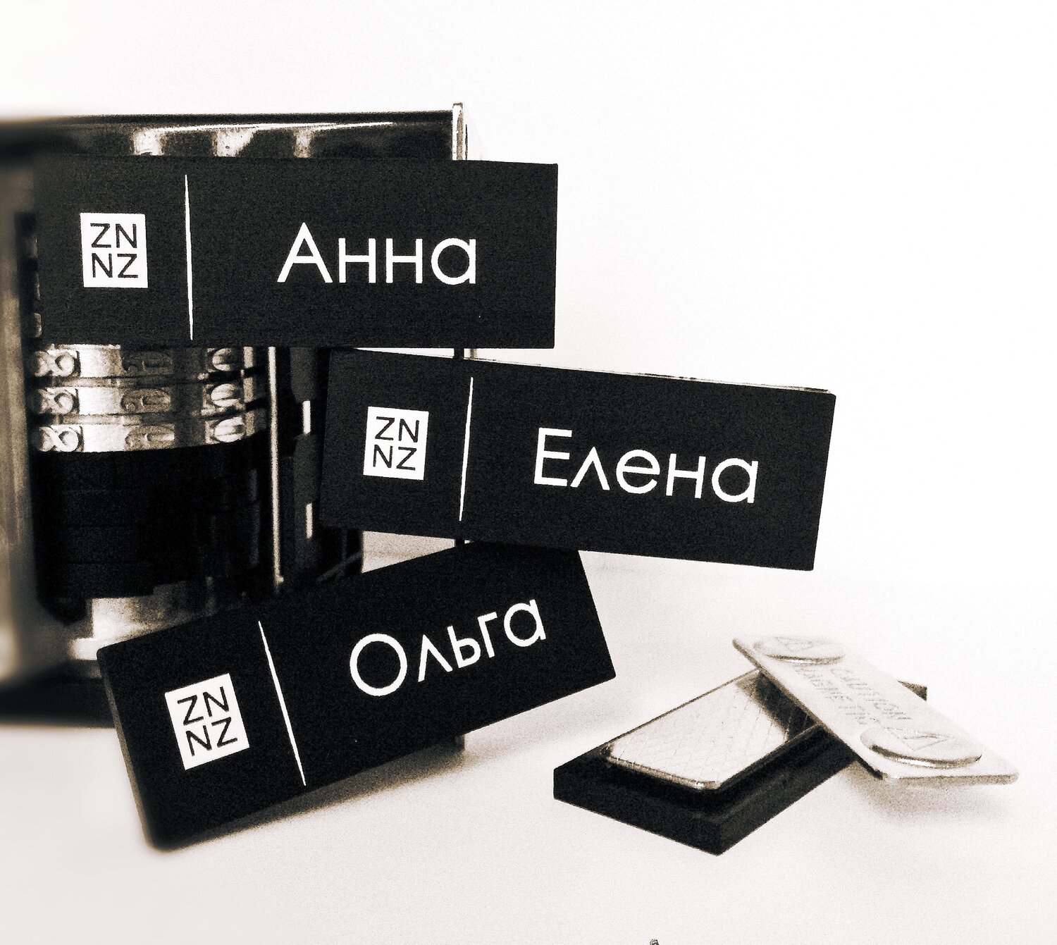 упаковка, брендовая этикетка, этикетка, логотип, бейдж