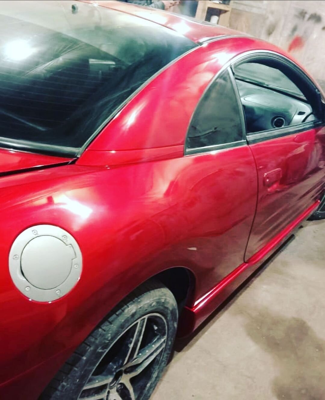автомобиль, авто, разбитый красный опель астра купе, покраска, infiniti g35 красный ксералик