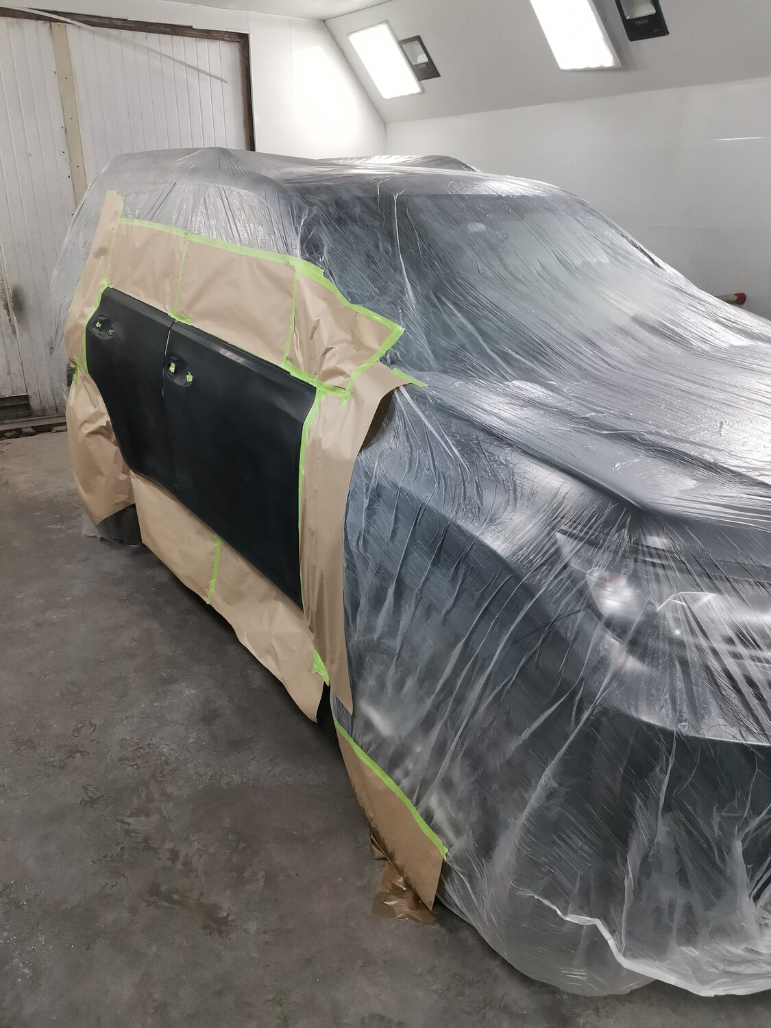 авто, полная покраска бмв е53, покраска, подготовка авто к покраске, укрывная пленка для авто