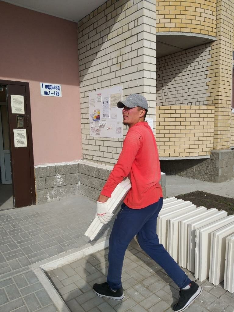 человек, мужчины, заокский центральная площадь, молодые люди, грузчик