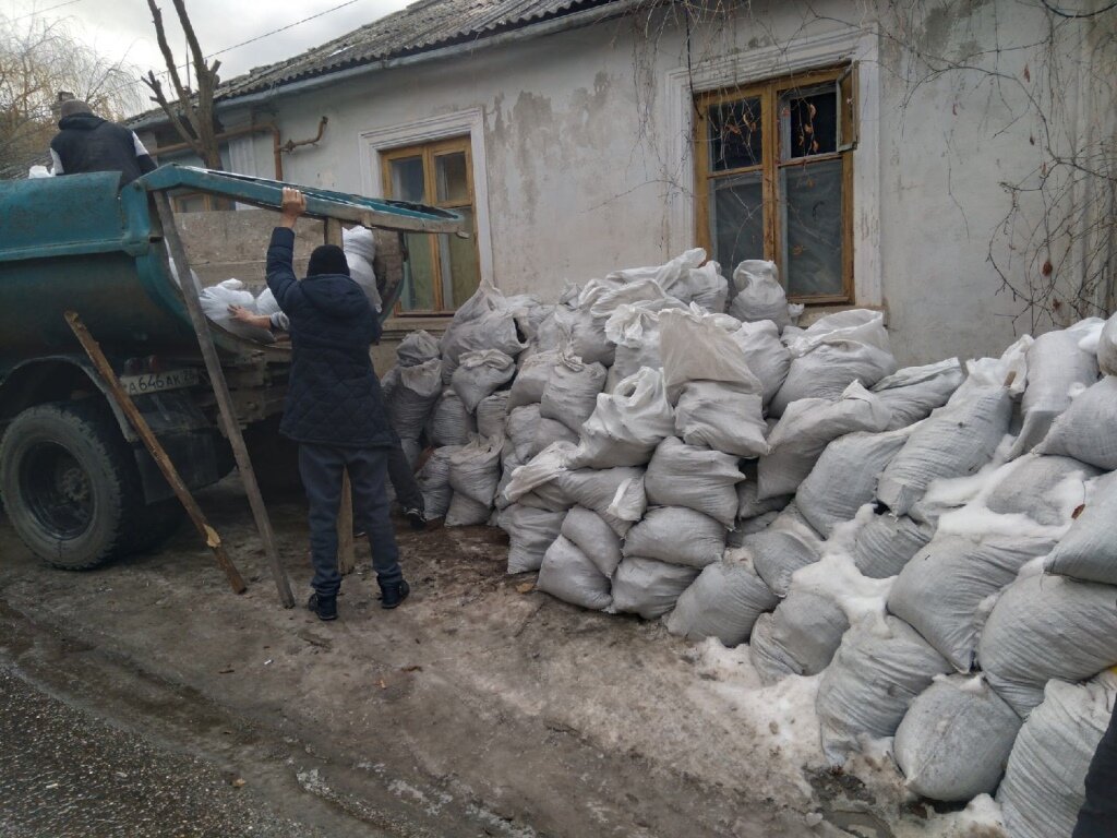 щебень в мешках, строительный мусор в мешках, грунт в мешках, вывоз мусора в мешках, керамзит в мешках