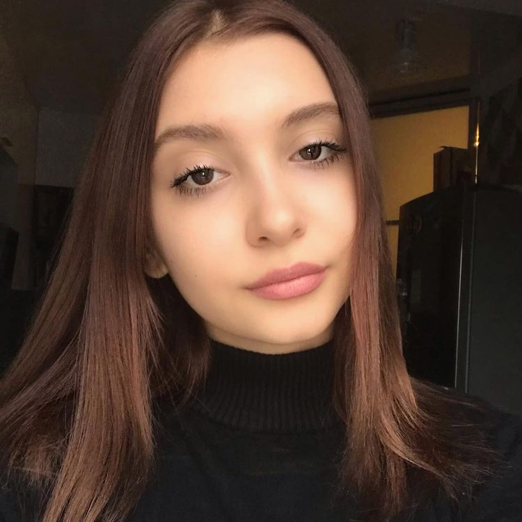 Лера Коробейко