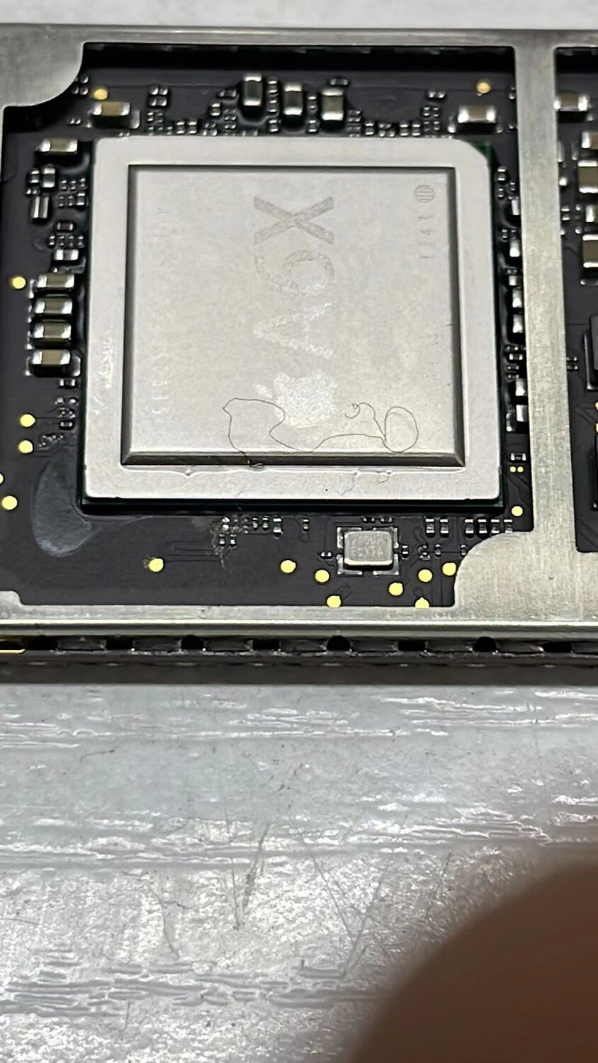 резистор r1204 ipad 4 a1460, процессоры сокет lga 1366 8 ядерный intel i7, iphone 6 процессор, процессор а9 iphone, apple a5 процессор