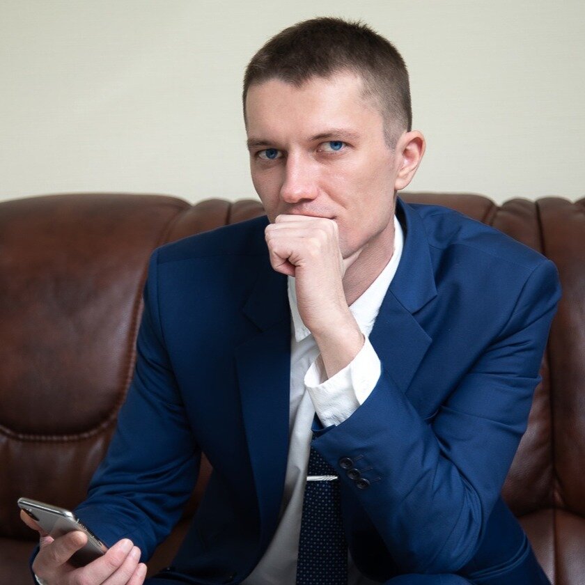 Эльгиз Алмакаев