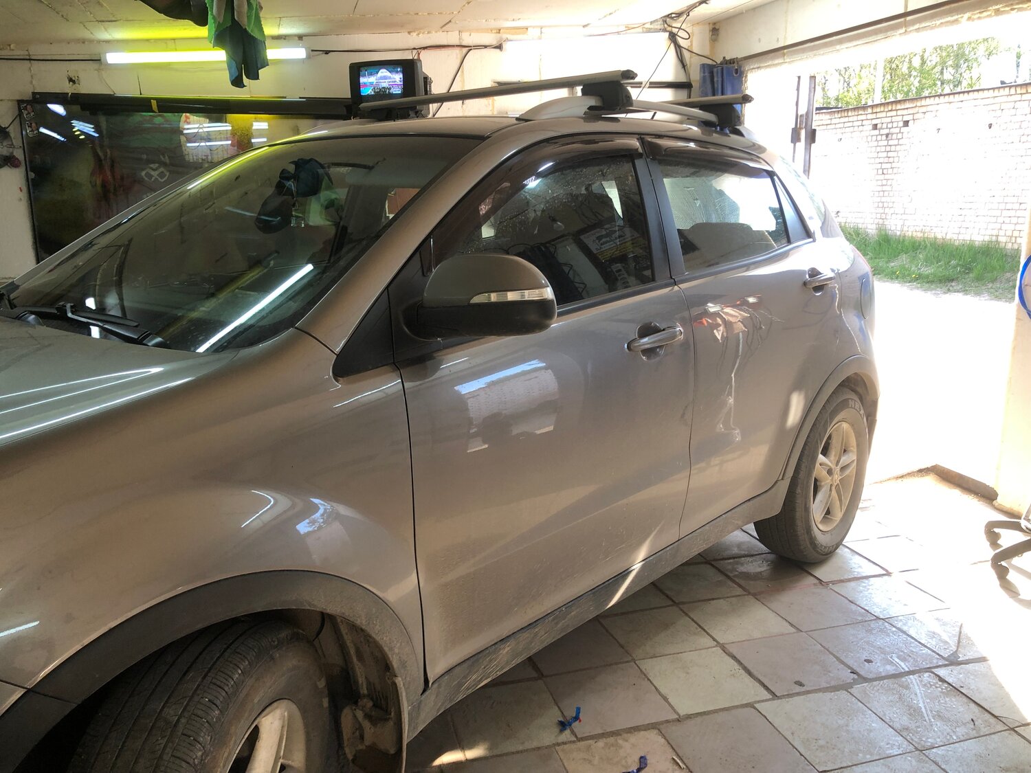 багажник на рейлинги ssangyong actyon, багажник на крышу автомобиля санг енг актион, рейлинг ssangyong actyon, багажник на крышу санг енг актион нью, багажник на крышу санг енг актион