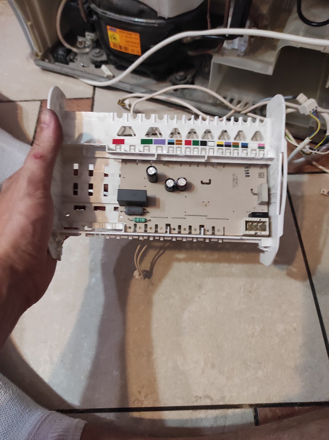 фазный провод в щитке, распределительный щит, реле освещение 8х контактное в электрощиток, слаботочная разводка, сборка электрощита для частного дома 220в своими руками