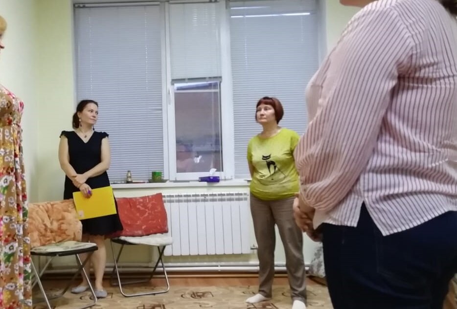 в школе, школа, люди, мам, ученики