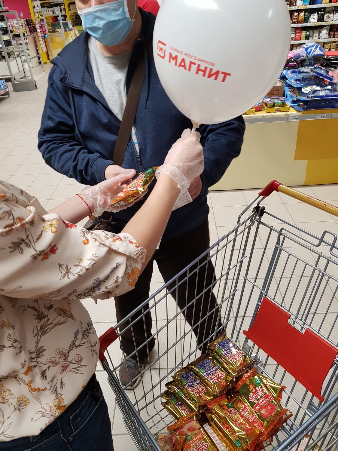 магнит оптовый, торговля, магнит, покупатель, человек