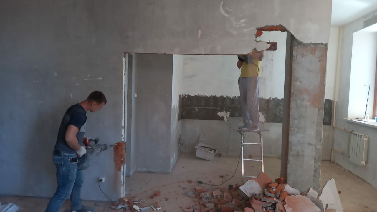 отделочники квартир, демонтаж гкл, штукатурка стен в новостройке, демонтажные работы, отделочные работы