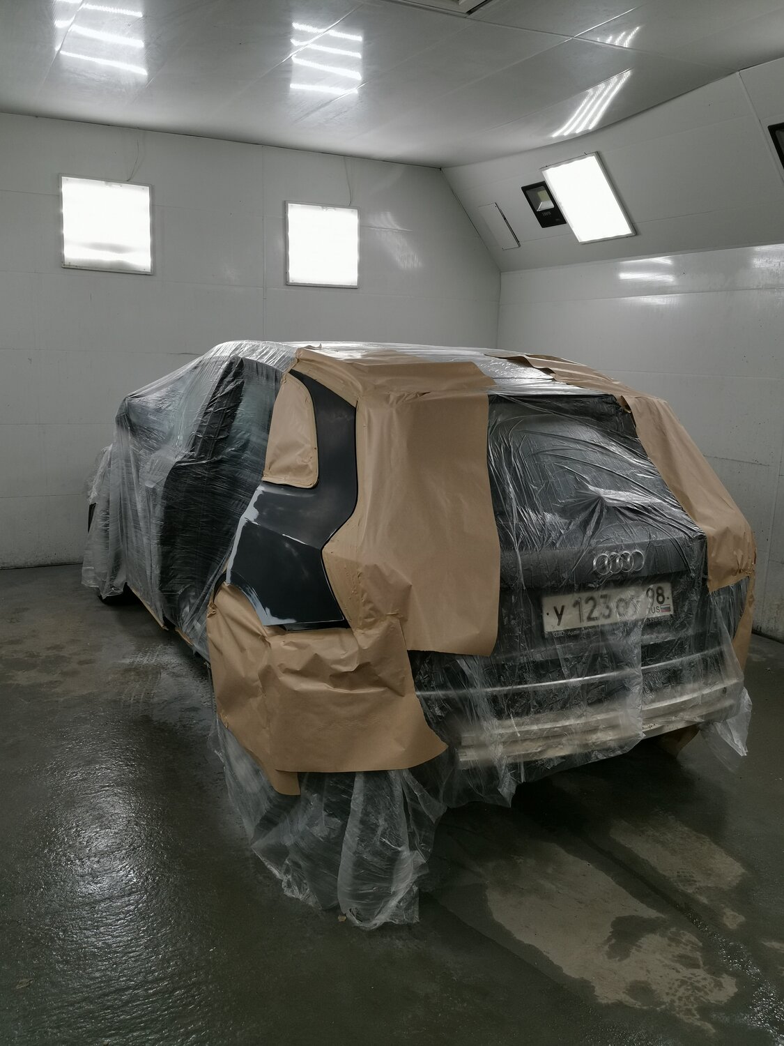 авто, автомобиль, покраска авто в покрасочной камере, бумага для покраски автомобиля, идеи для покраски автомобиля