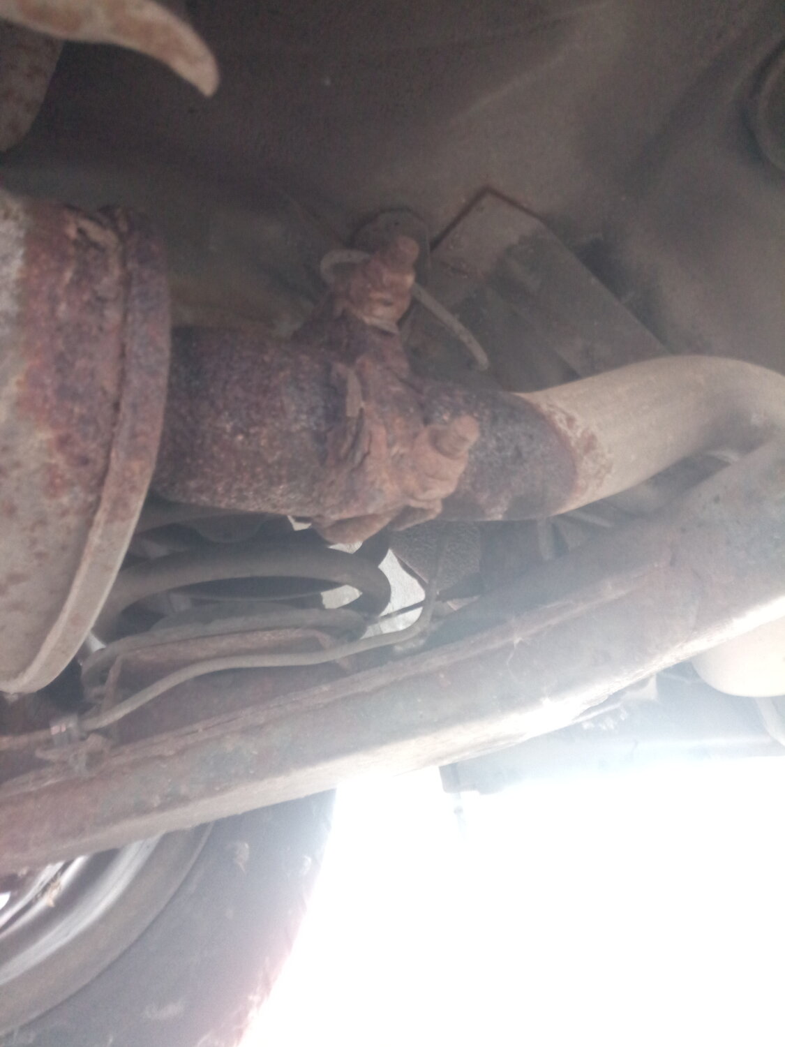 система выхлопа лада калина универсал, фланец глушителя outlander xl 3.0, фланец резонатора приора, крепление выхлопной на л 200 1997 к выхлопной коллектору, фланец глушителя nissan tiida