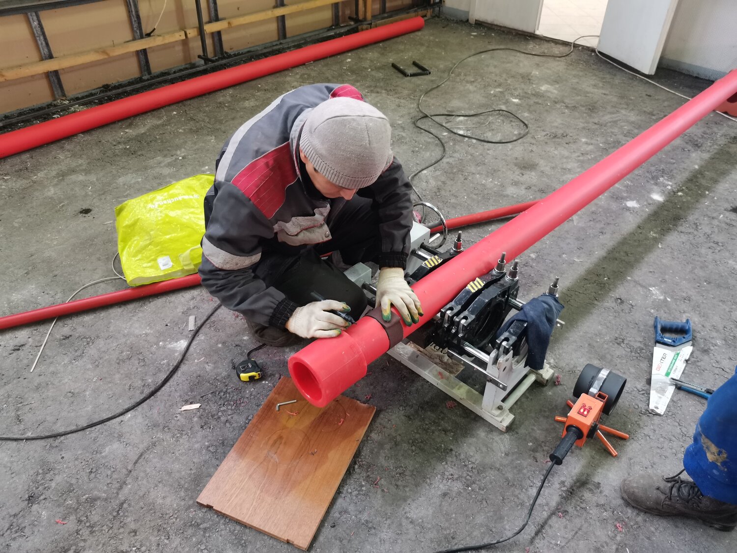 алмазное бурение hilti, хилти для резки бетона, алмазное бурение отверстий в бетоне, алмазное сверление бетона в сочи, алмазное бурение под углом 45