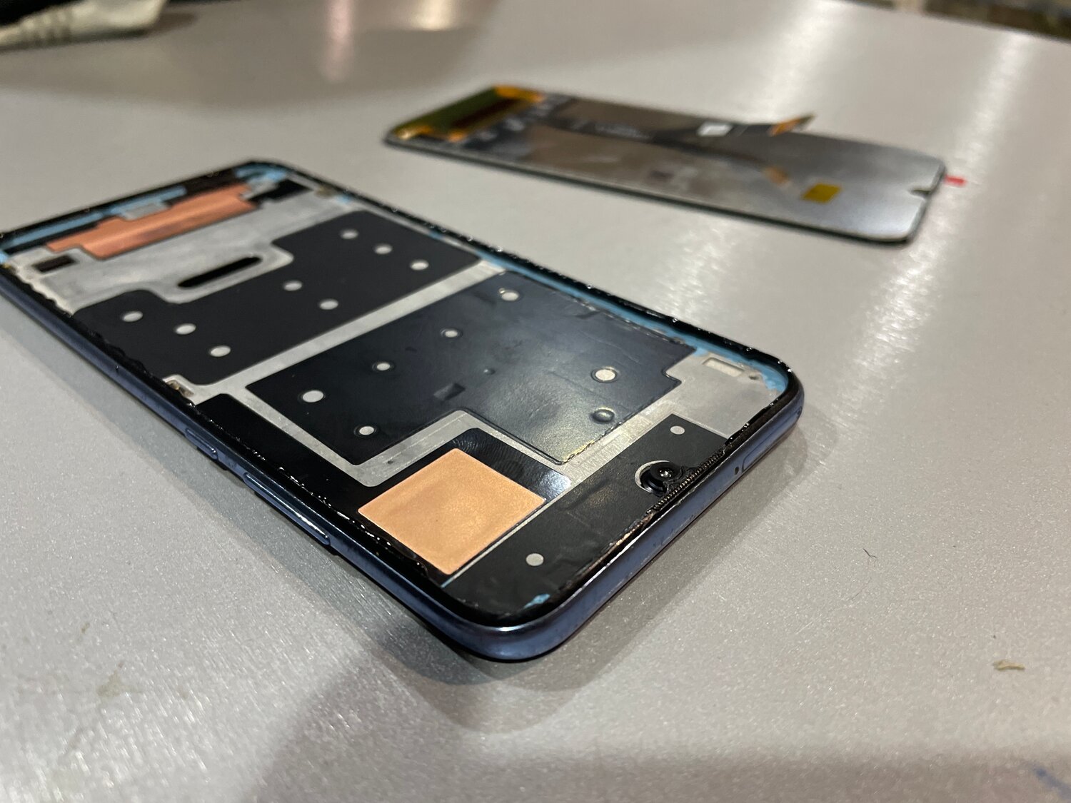 рамка дисплея huawei honor 10 lite, huawei p smart, huawei p smart ekran razborka 2019, huawei p smart 2019 акб, корпус ,huawei,p smart,1918