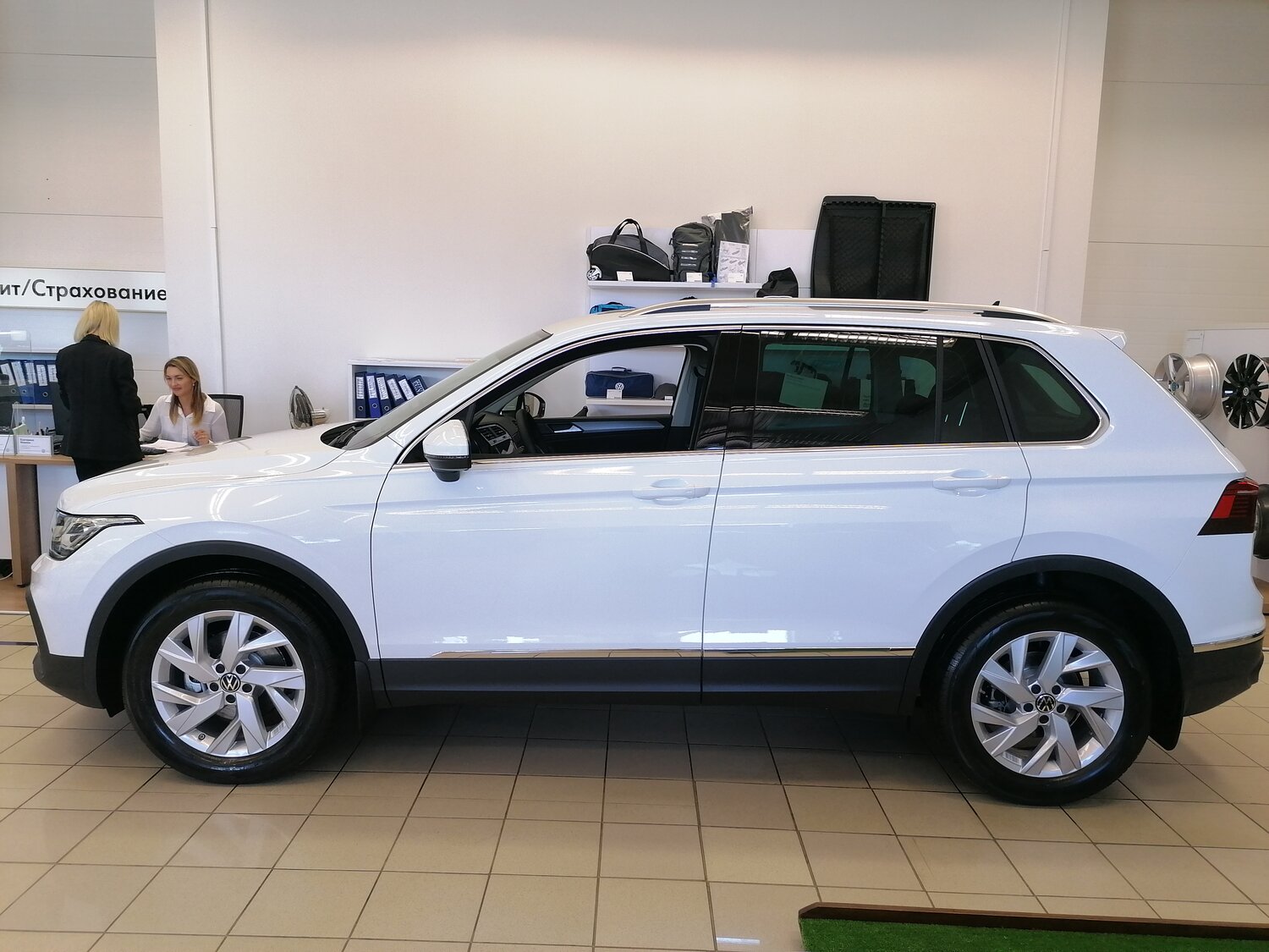 volkswagen tiguan, volkswagen tiguan 1, белый фольксваген тигуан, volkswagen tiguan ii, BMW X4