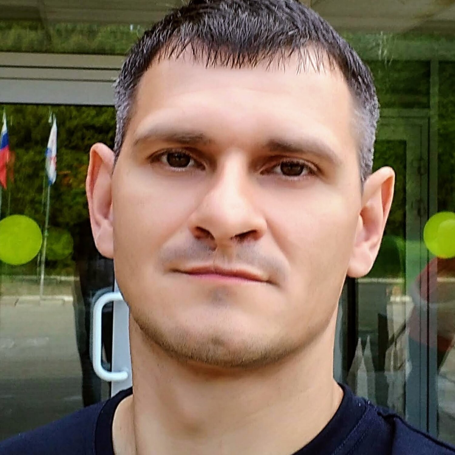 Михаил Антонов