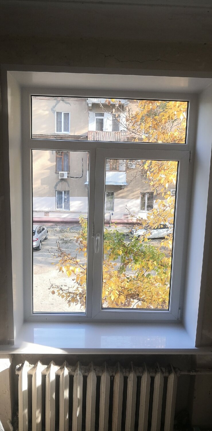 окна, пластиковое окно, свет в откосах окна, окно пластиковое 3-х створчатое, пластиковые окна в панельном доме
