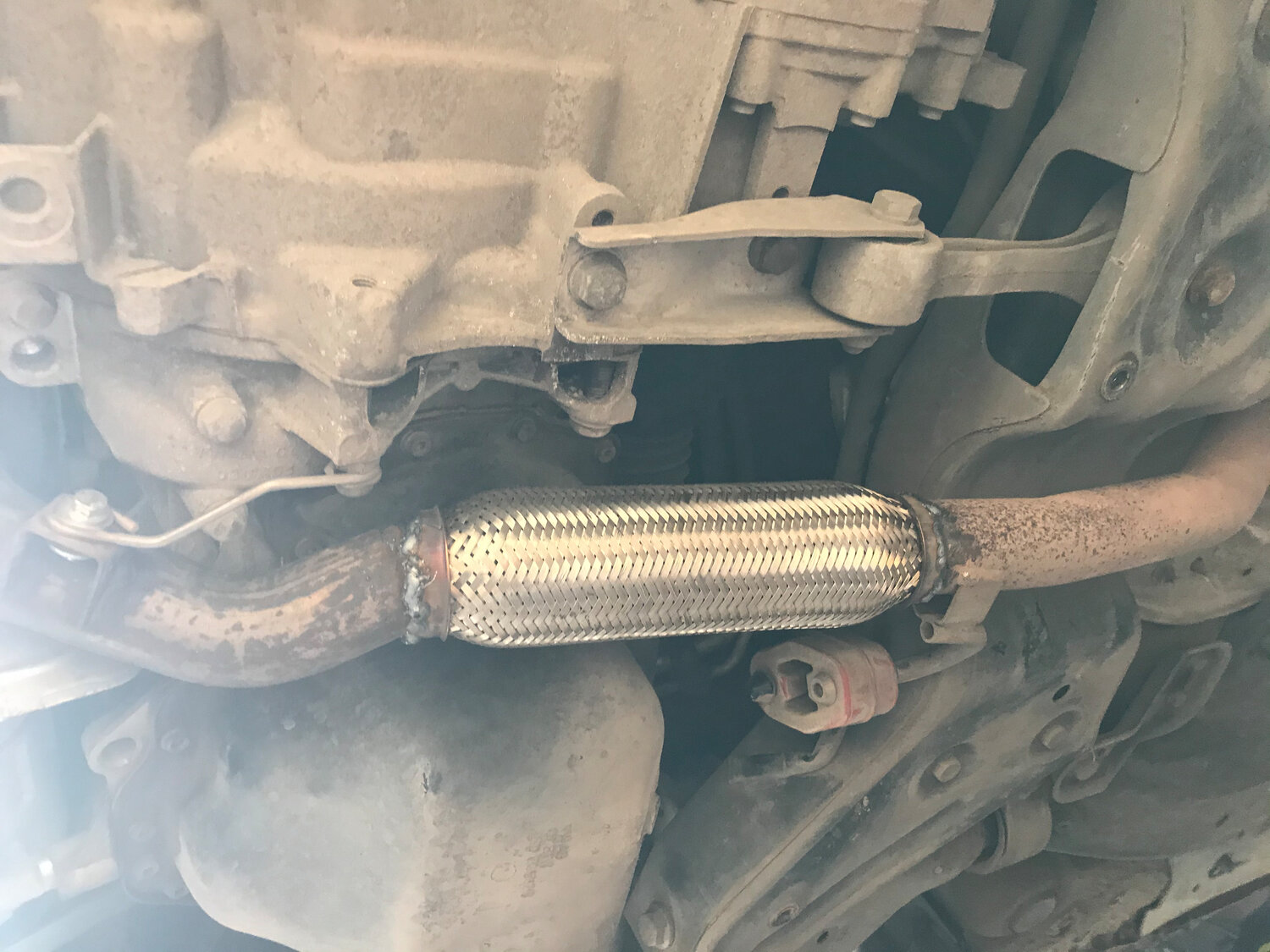 chevrolet cruze 1.8 гофра глушителя, гофра глушителя хендай акцент тагаз, гофра глушителя astra j 1.6, гофра глушителя для опель астра джи х1.6хел, фольксваген туран 2014 гофра глушителя