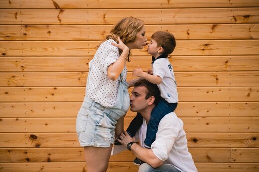 ребёнок, семейная фотосессия, люди, семейная фотография, радость материнства и отцовства