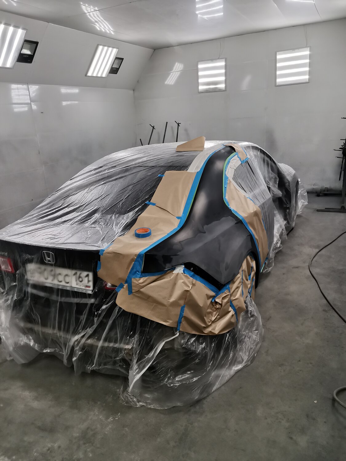 авто, автомобиль покрашенный пакетом, автомобиль, покраска авто в покрасочной камере, кузов
