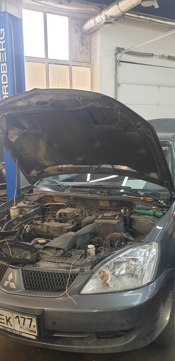 авто, автомобиль, lancer 9 открытый капот, упоры капота ситроен с кроссер, auto.ru