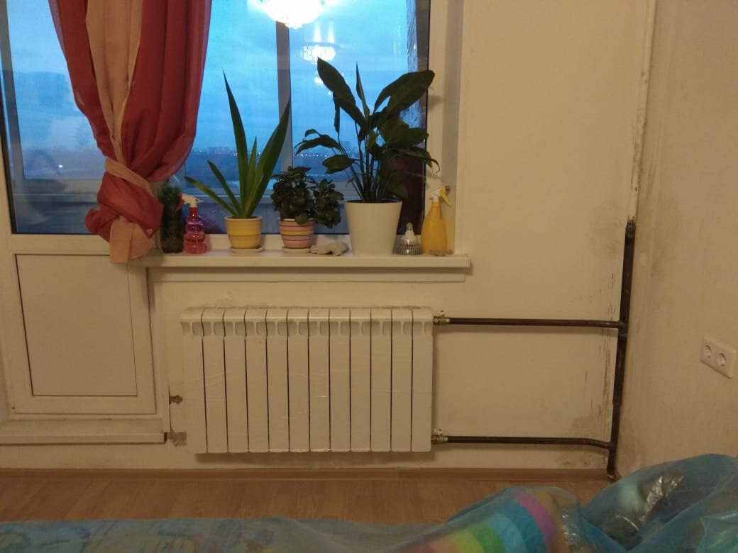 радиатор отопления, трубы отопления в квартире, батареи отопления 20 секций, батарея, радиатор