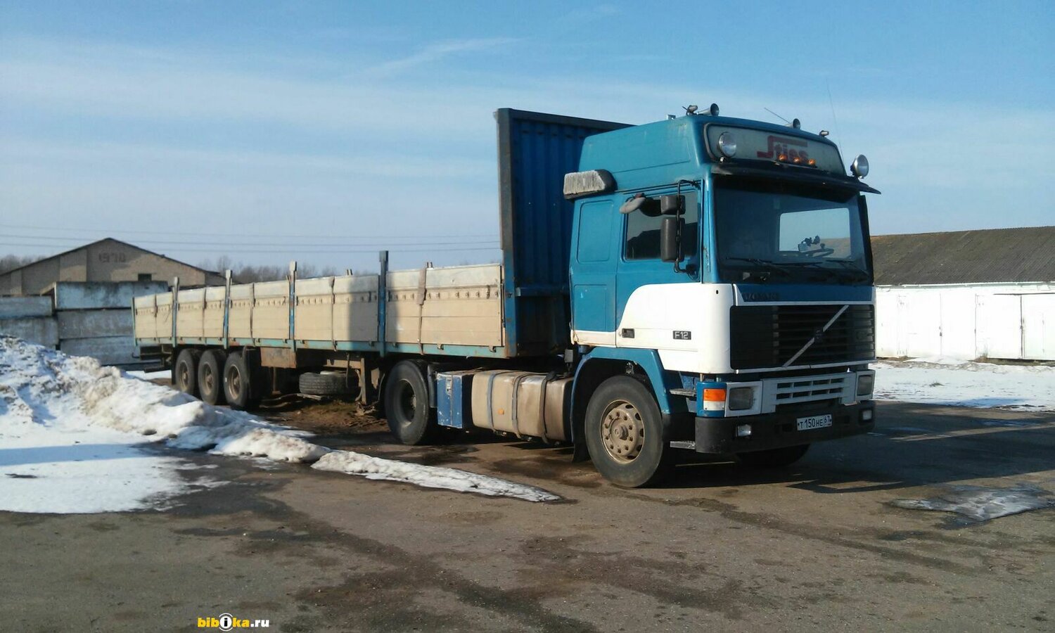 volvo f12 тягач, вольво ф12 тягач, volvo f12 седельный тягач с полуприцепом, вольво ф12 трехосный, маз-6430 седельный тягач полуприцеп бортовой