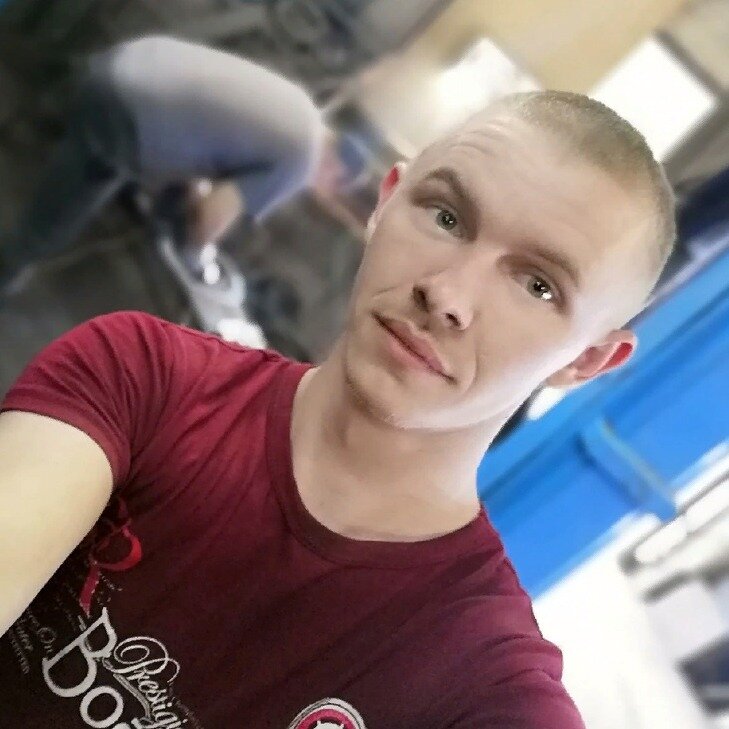 Руслан Михайлович Я.