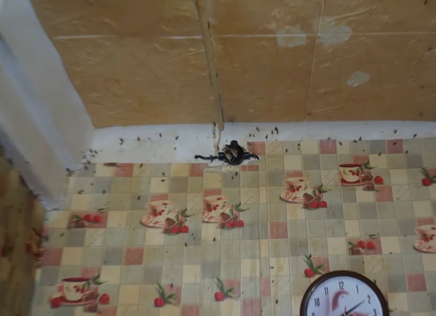 укладка плитки, кладка плитки, квартира, панели в ванной, пвх плитка в ванной